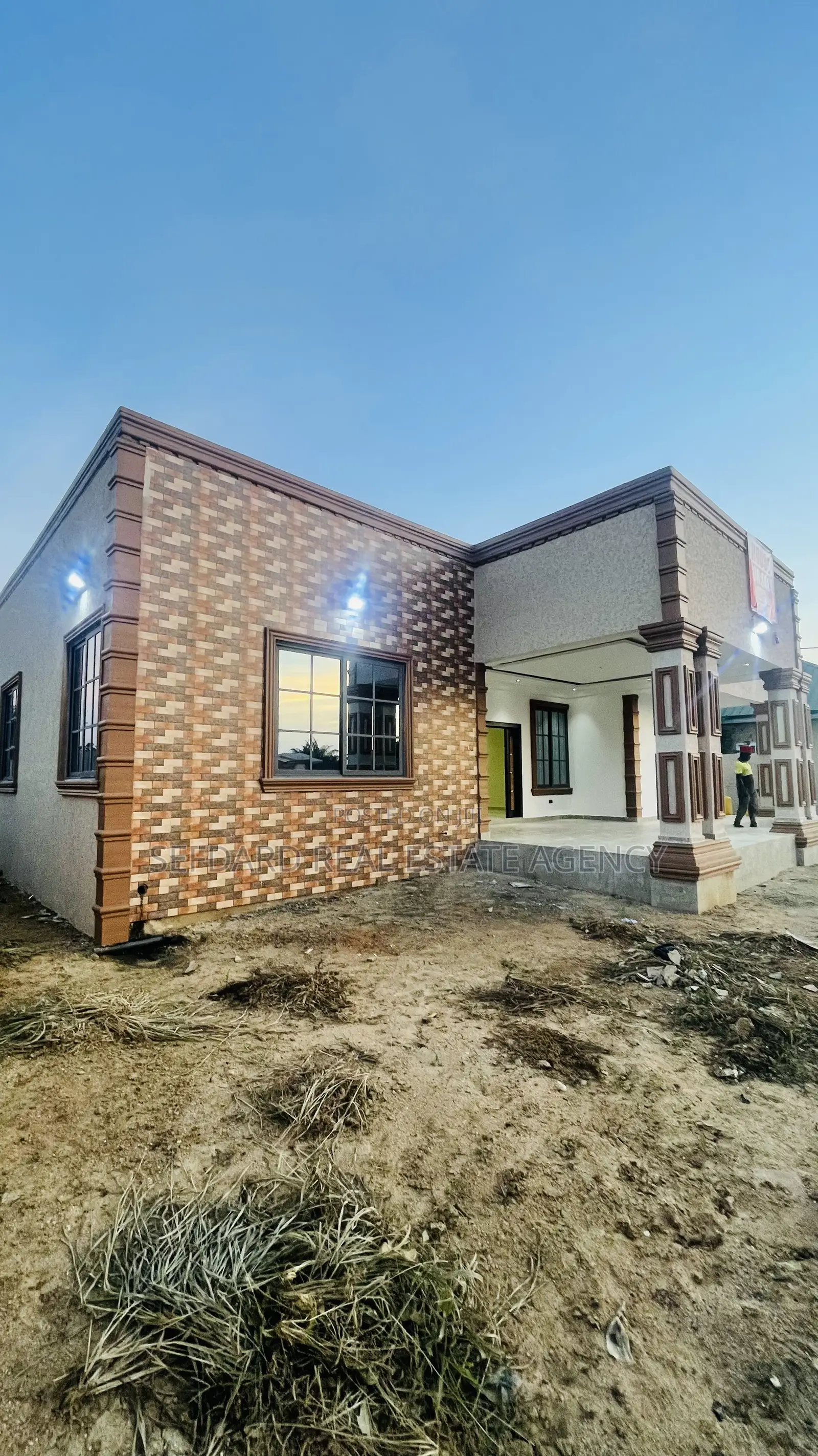 4bdrm House in Sefdard Properties, Amasaman for sale