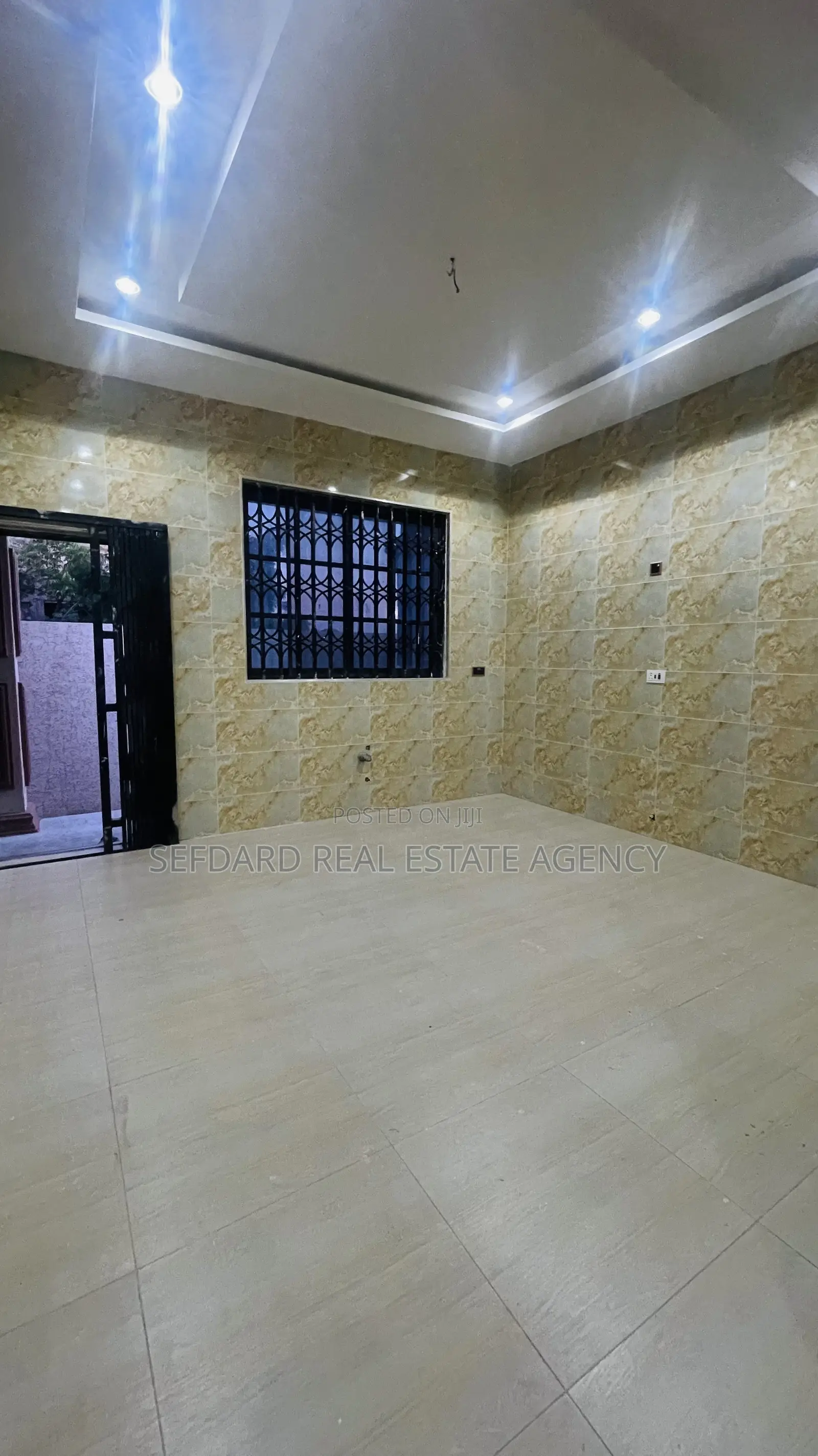 4bdrm House in Sefdard Properties, Amasaman for sale