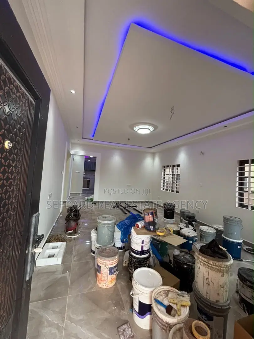 3bdrm House in Sefdard Properties, Gbawe for sale