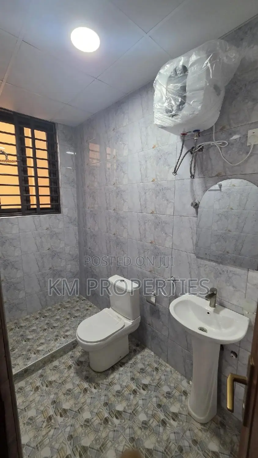 2bdrm Apartment in North Legon for rent