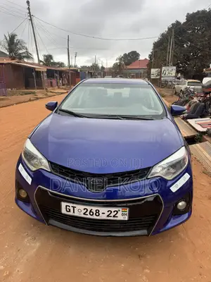 Toyota Corolla S Plus 4dr Sedan (1.8L 4cyl CVT) 2015 Blue