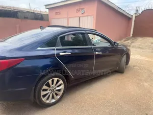 Hyundai Sonata 2012 Blue