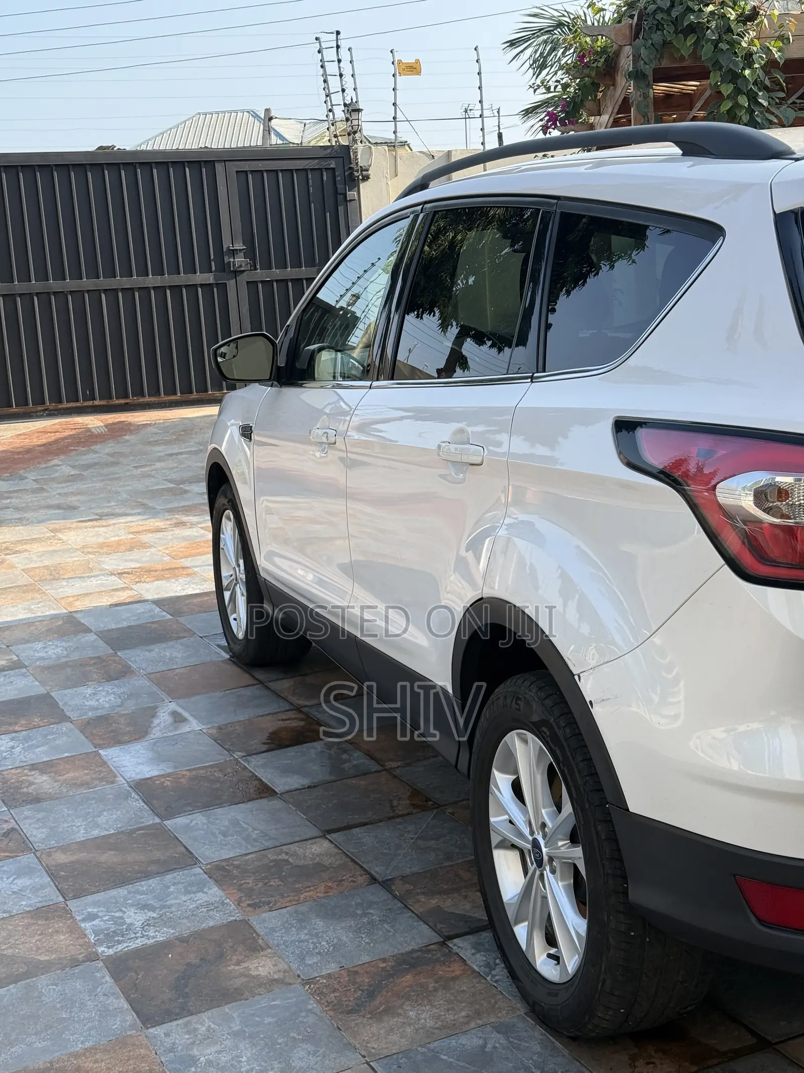 Ford Escape SE 4x4 2018 Pearl
