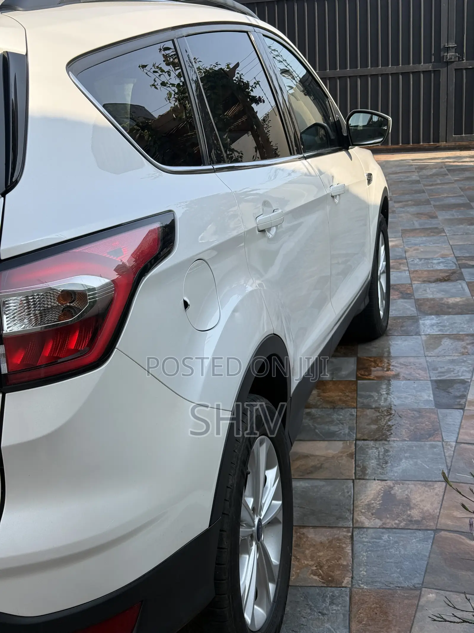 Ford Escape SE 4x4 2018 Pearl