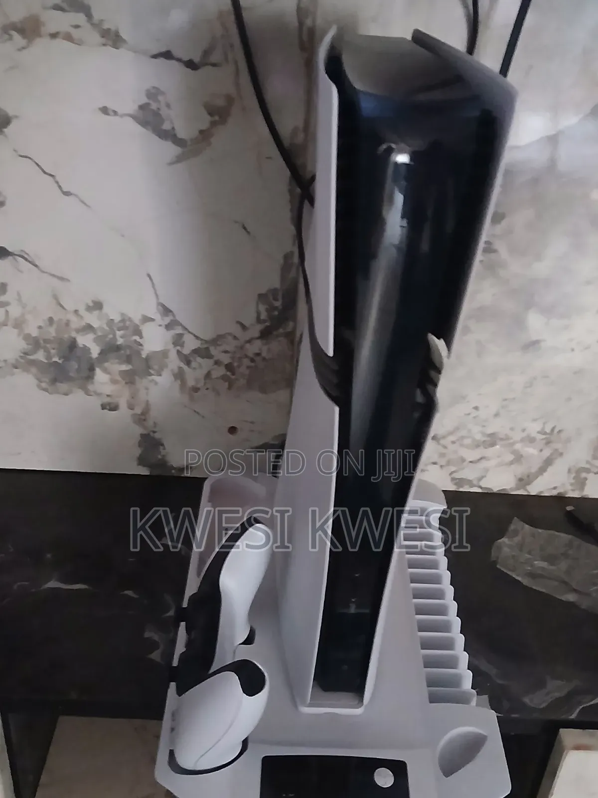 PlayStation 5 Pro 2tb With 8 Games