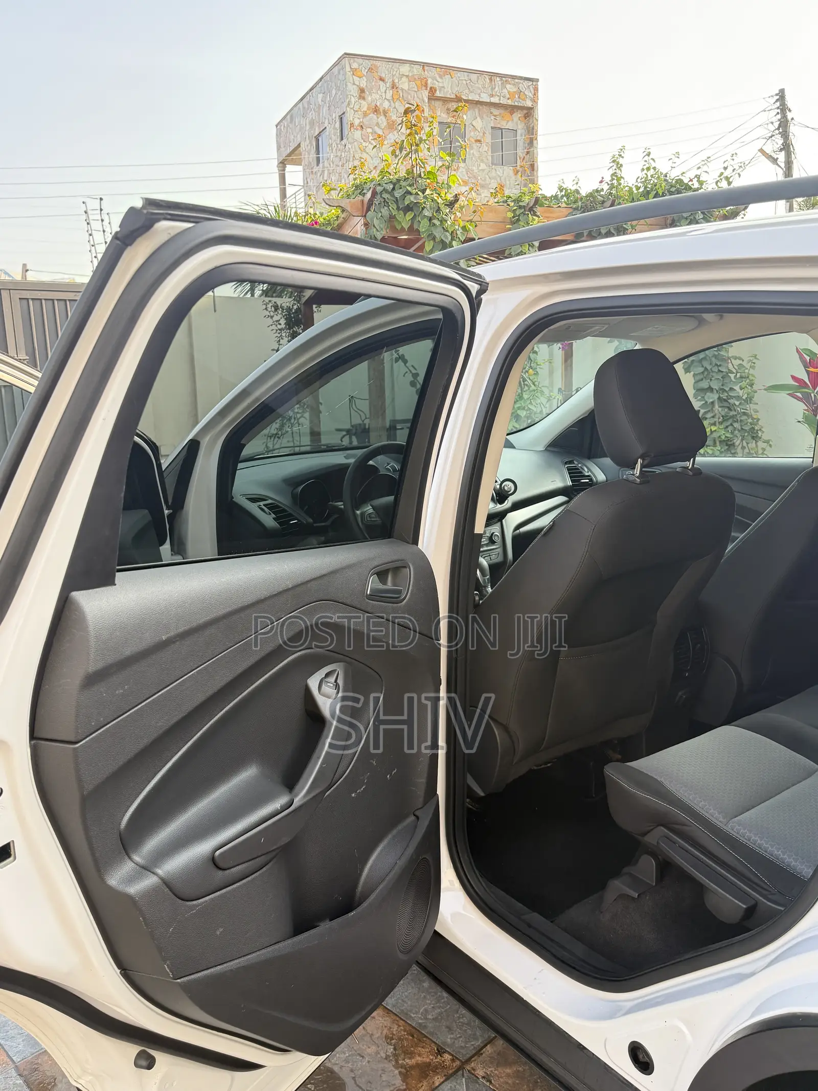 Ford Escape SE 4x4 2018 Pearl