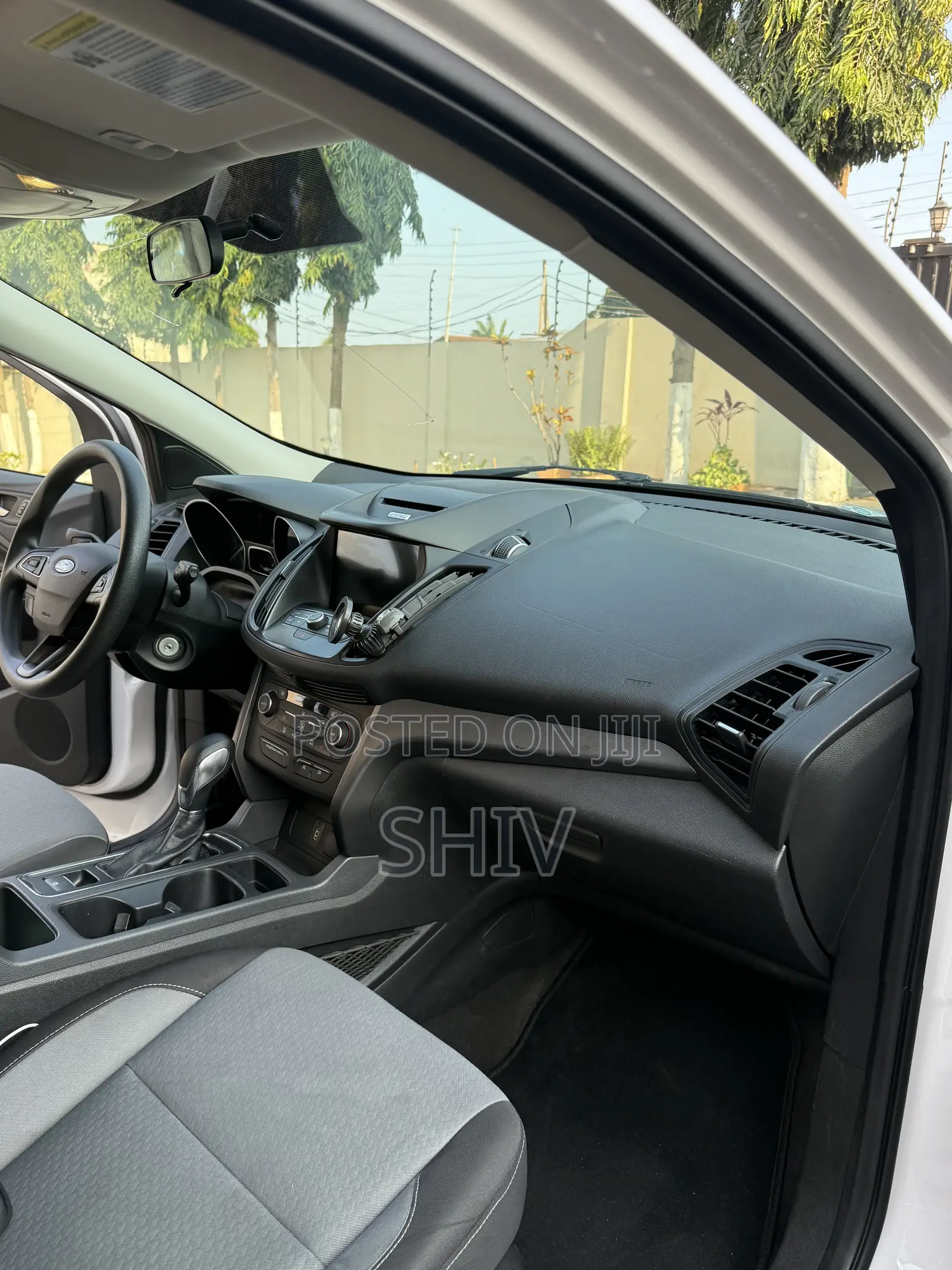 Ford Escape SE 4x4 2018 Pearl