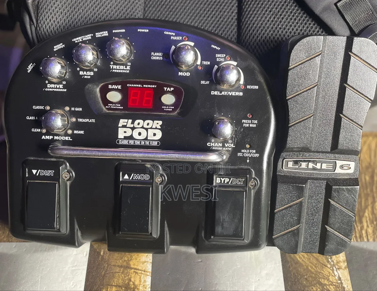 Electric Guitar Pedal (Line6)