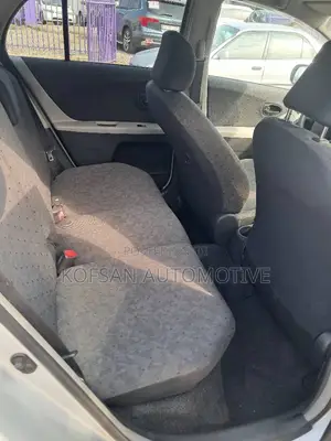 Toyota Vitz 2009 Gray