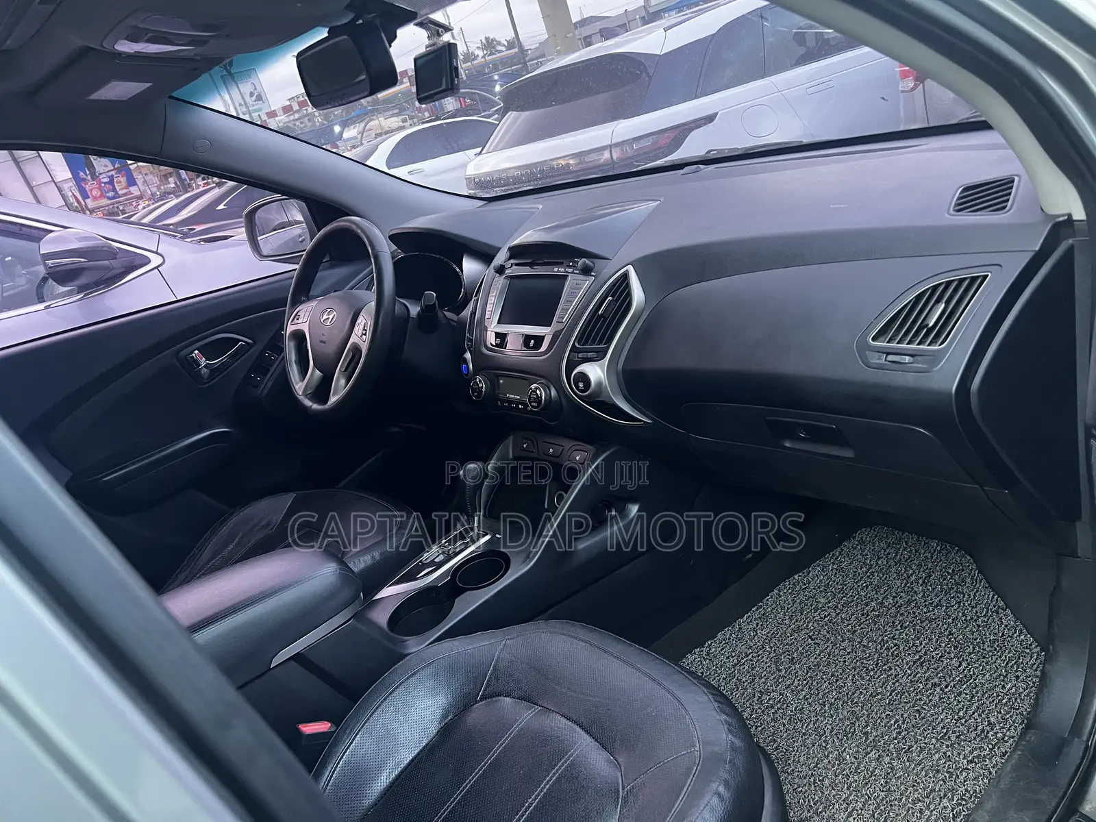 Hyundai Tucson Limited AWD 2013 Silver