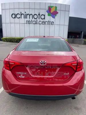 Toyota Corolla XLE (1.8L 4cyl 2A) 2019 Red