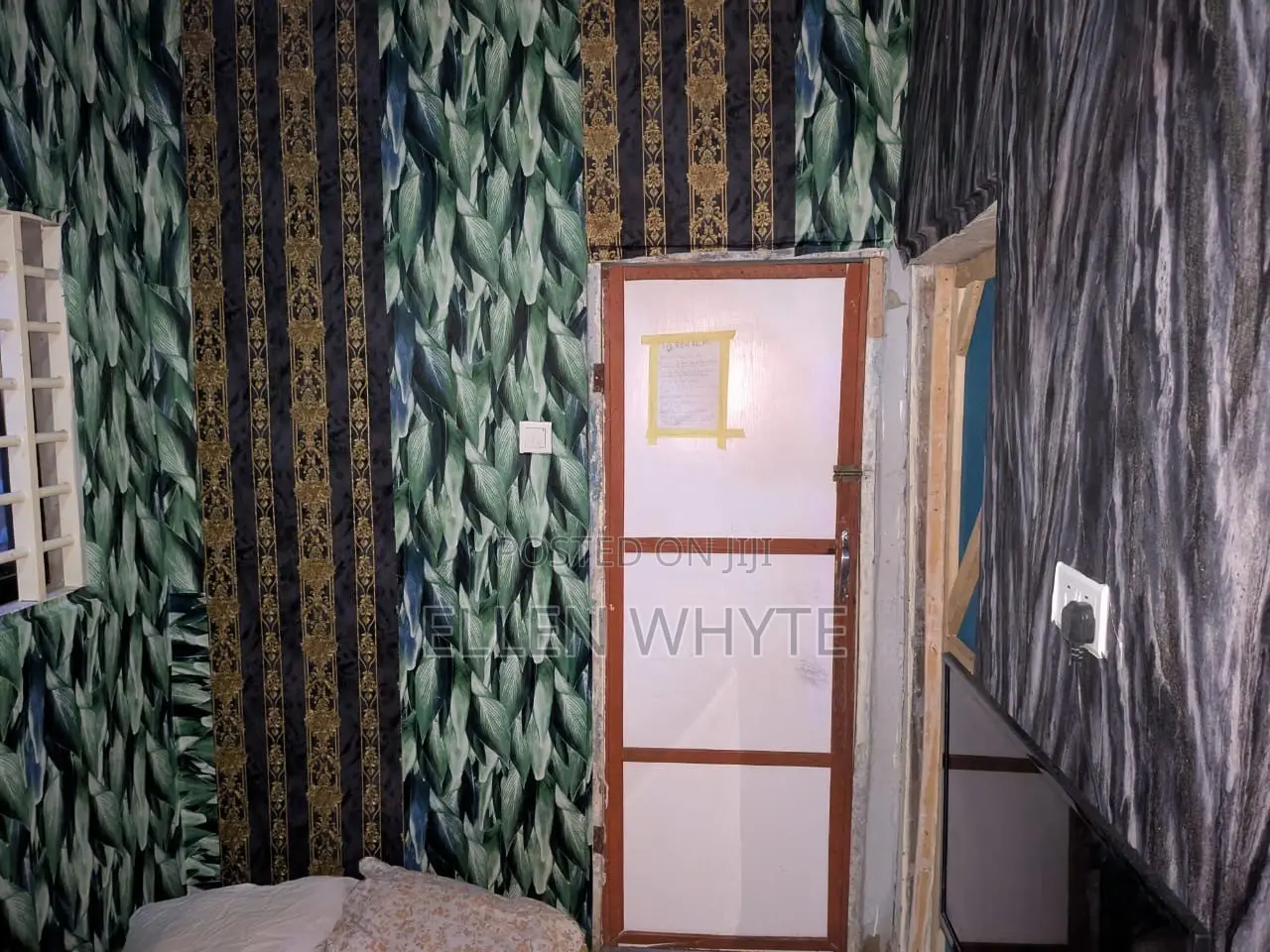 Furnished 2bdrm Apartment in Exhibition for rent