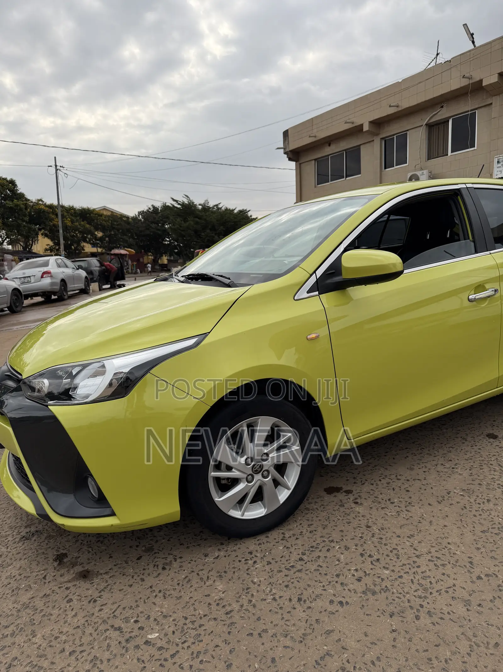 Toyota Yaris SE Hatchback 5dr 2016 Green
