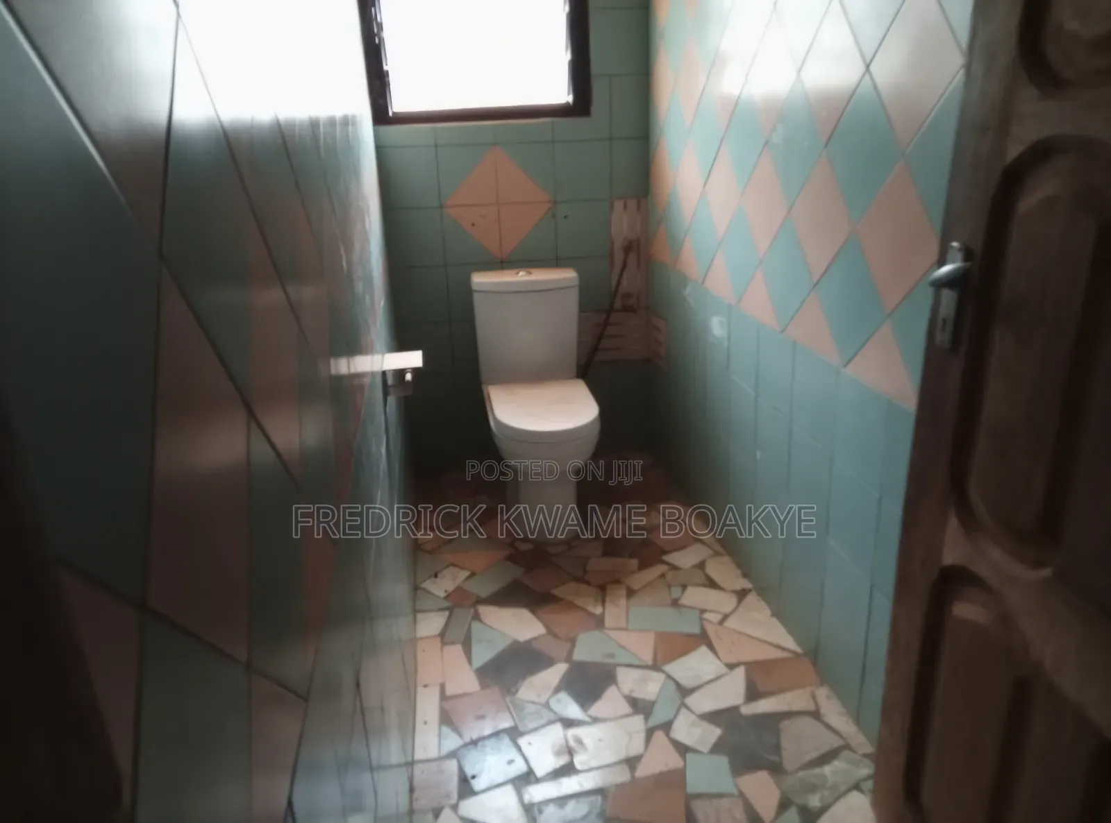 5bdrm House in Brother K Estate, Kumasi Metropolitan for rent