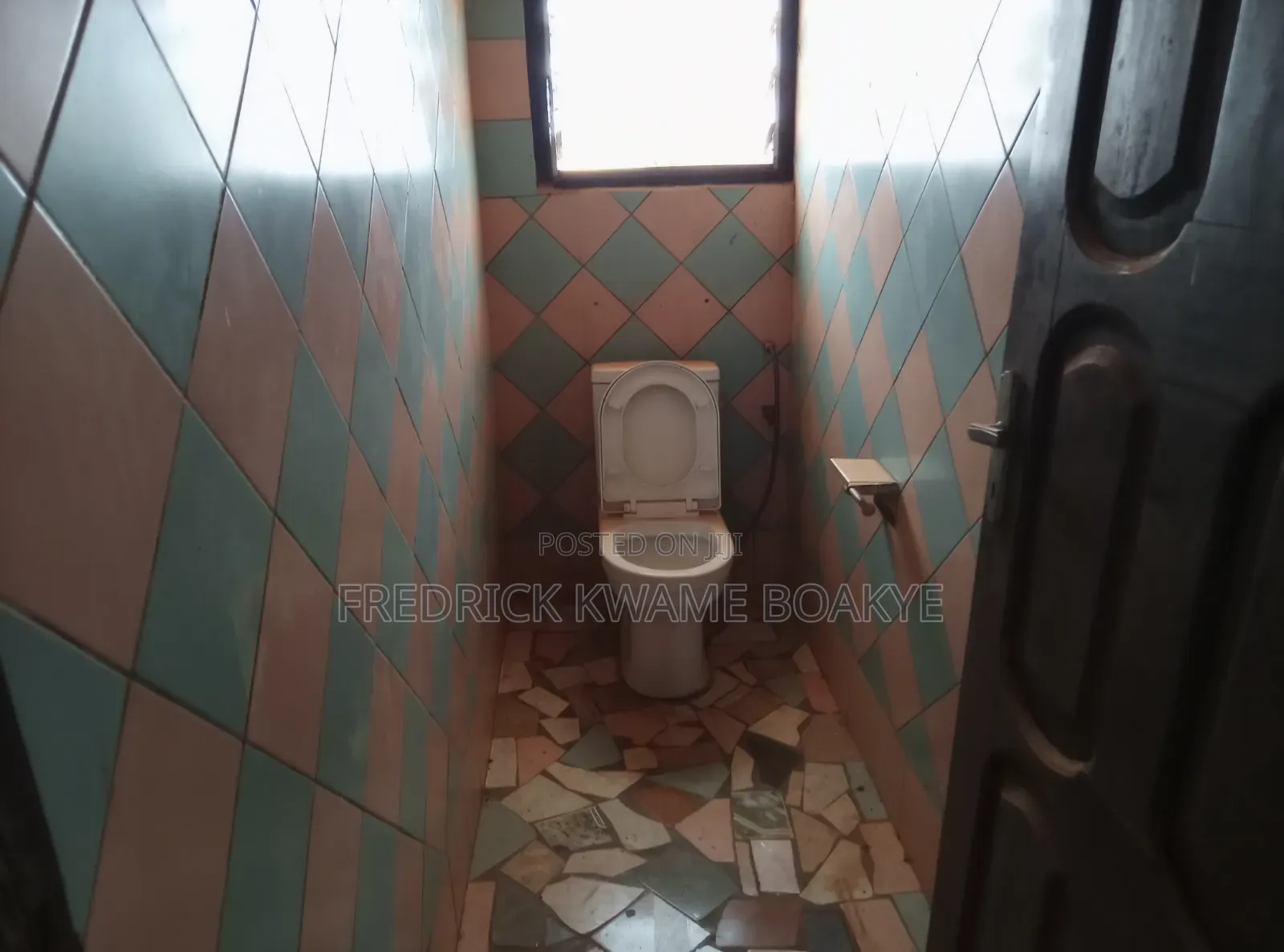 5bdrm House in Brother K Estate, Kumasi Metropolitan for rent
