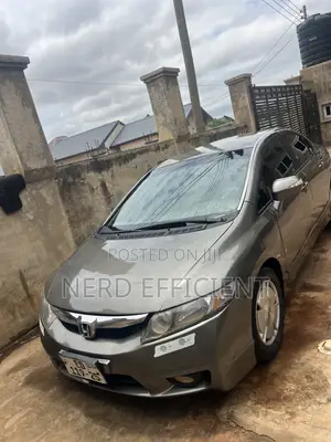 Honda Civic 1.4 5 Door Automatic 2010 Gray