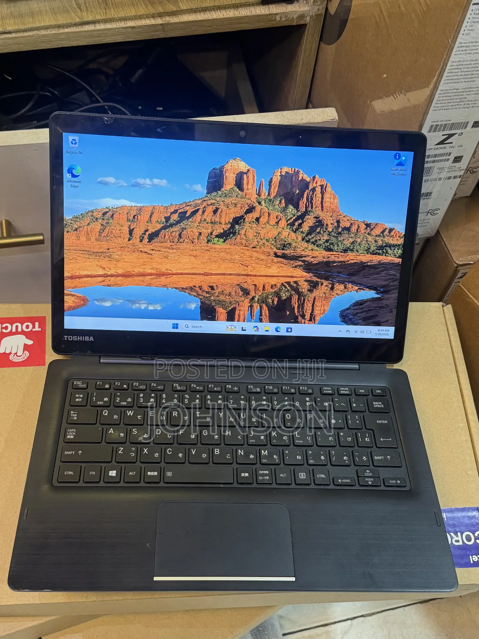 Laptop Toshiba Dynabook A40-J 8GB Intel Core i3 SSD 128GB