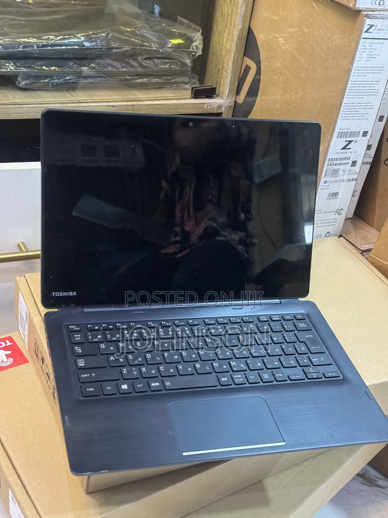 Laptop Toshiba Dynabook A40-J 8GB Intel Core i3 SSD 128GB