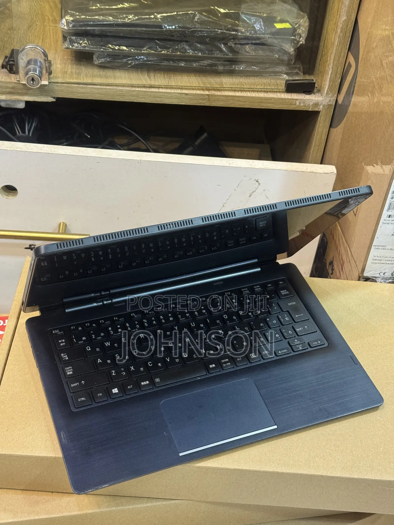 Laptop Toshiba Dynabook A40-J 8GB Intel Core i3 SSD 128GB