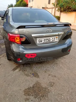 Toyota Corolla 2010 Gray