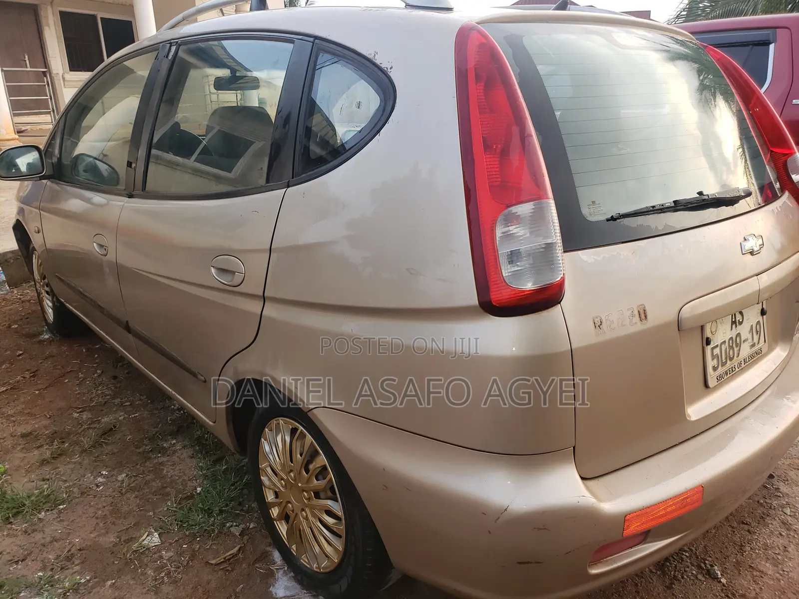 Chevrolet Rezzo 1.6 SE 2010 Gold