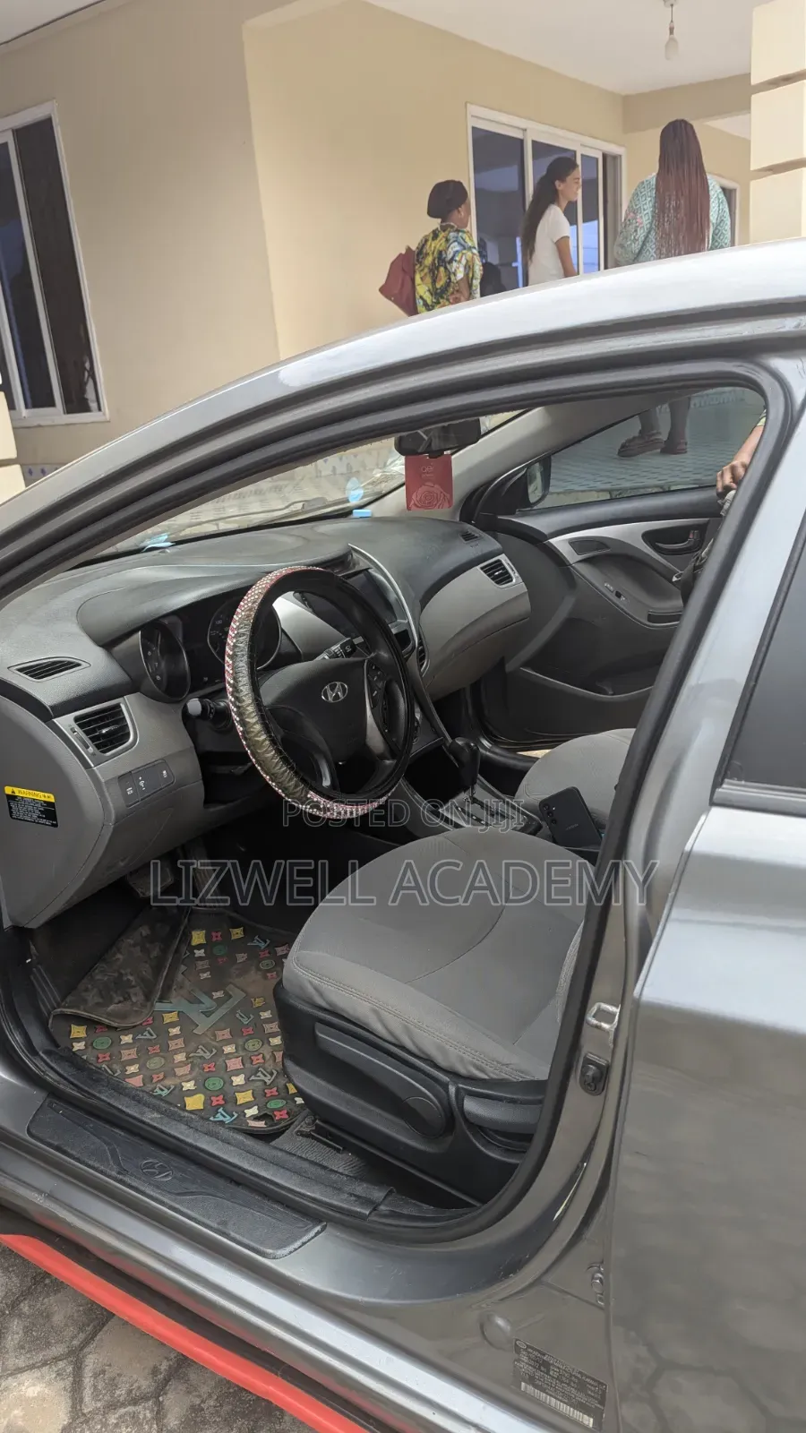 Hyundai Elantra Limited 4dr Sedan (1.8L 4cyl 6A) 2014 Gray