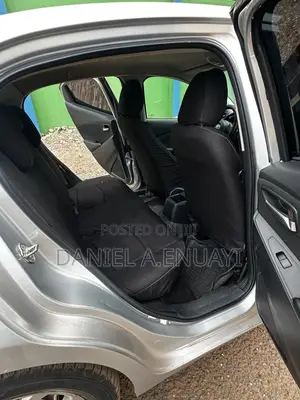 Toyota Yaris iA 1.5 FWD 2017 Silver