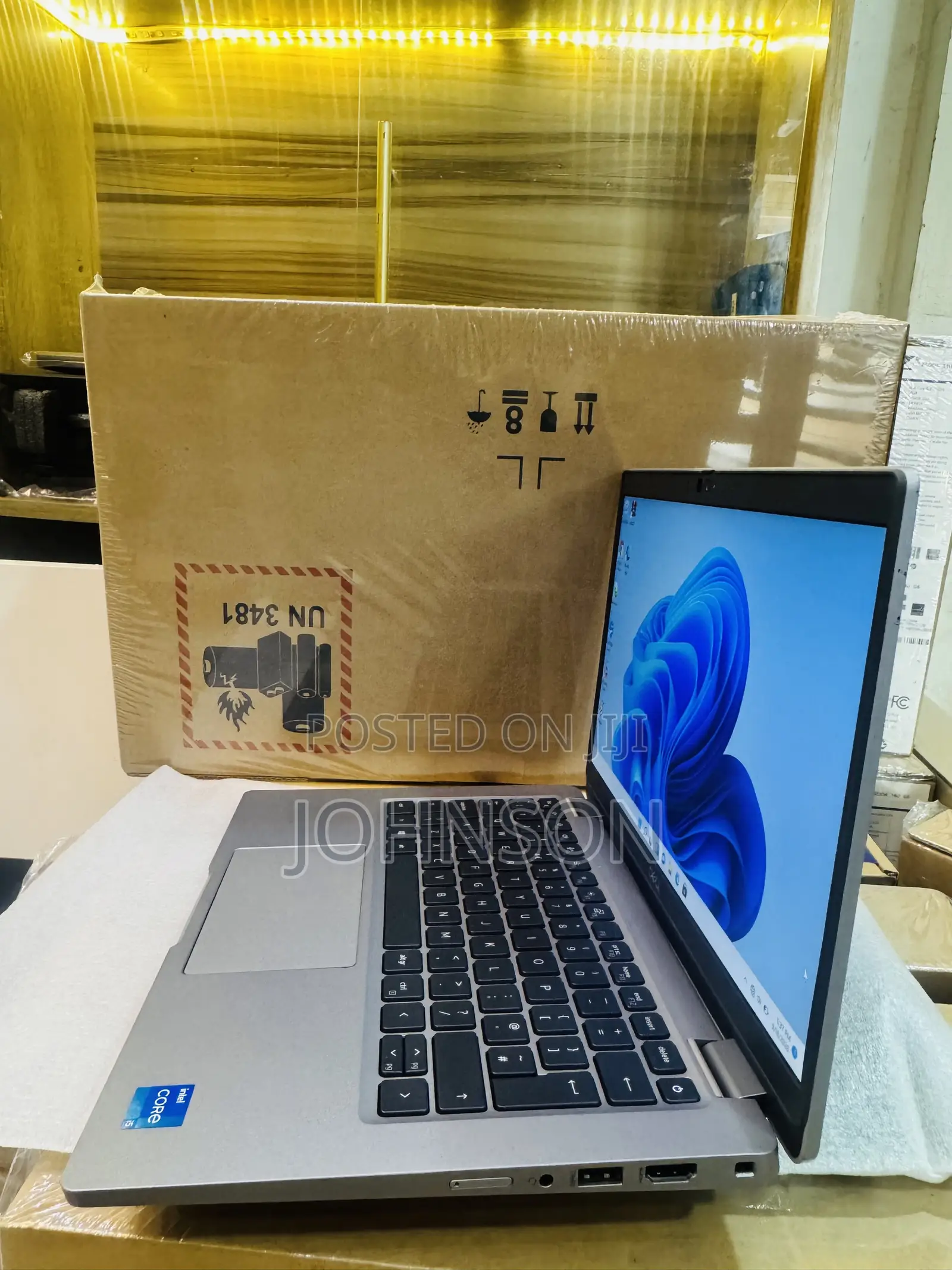 Laptop Dell Latitude 5320 16GB Intel Core i5 SSD 256GB