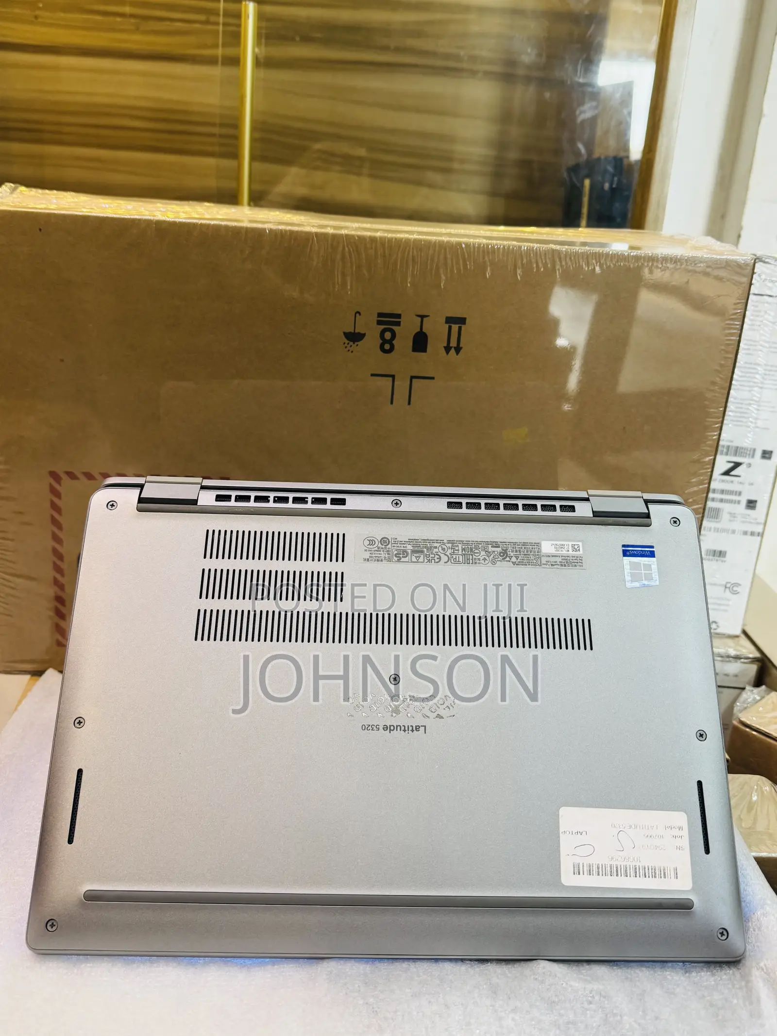 Laptop Dell Latitude 5320 16GB Intel Core i5 SSD 256GB