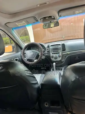 Hyundai Santa Fe 2011 Black