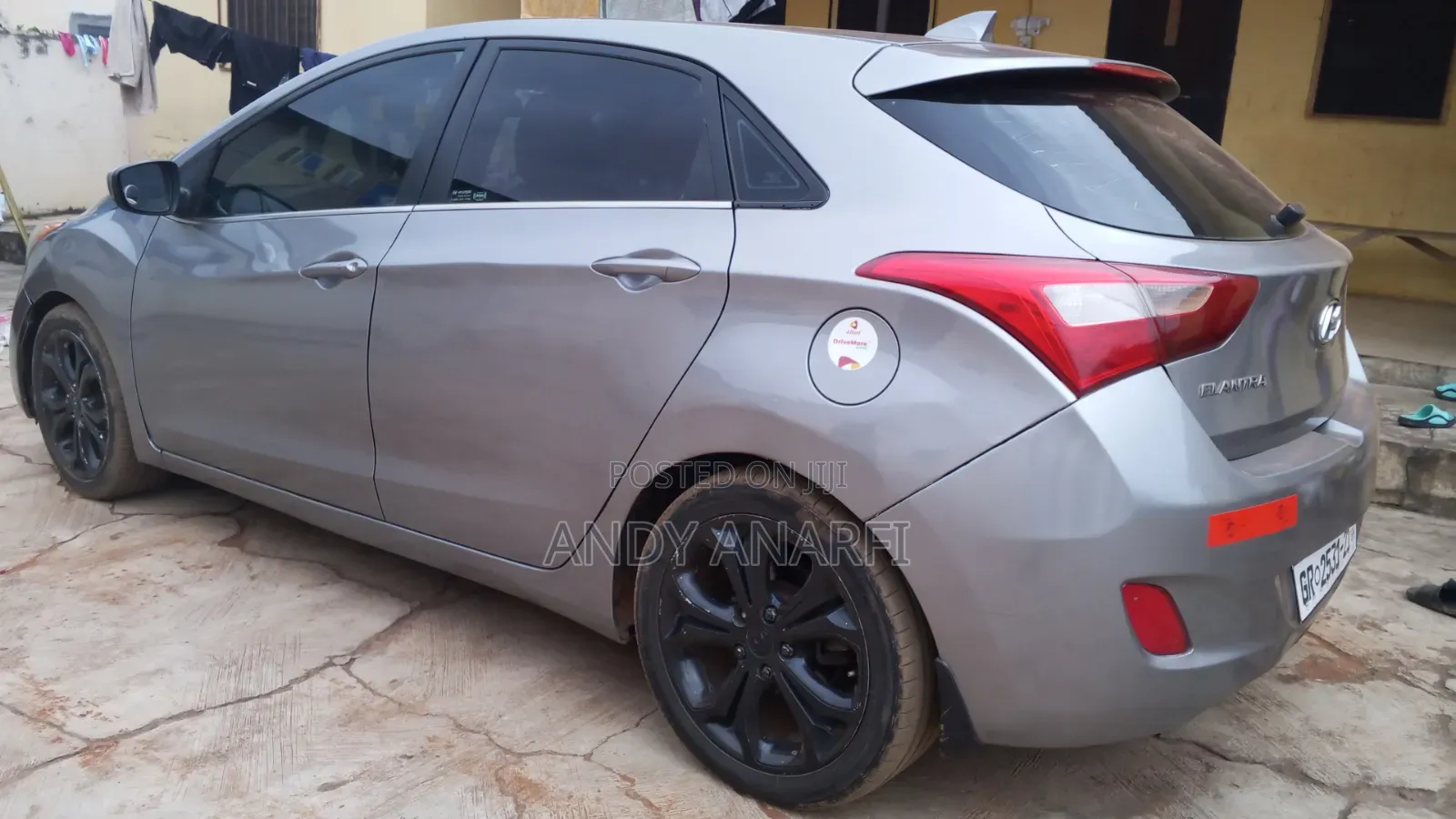 Hyundai Elantra Limited Sedan FWD (1.8L 4cyl 6A) 2016 Gray