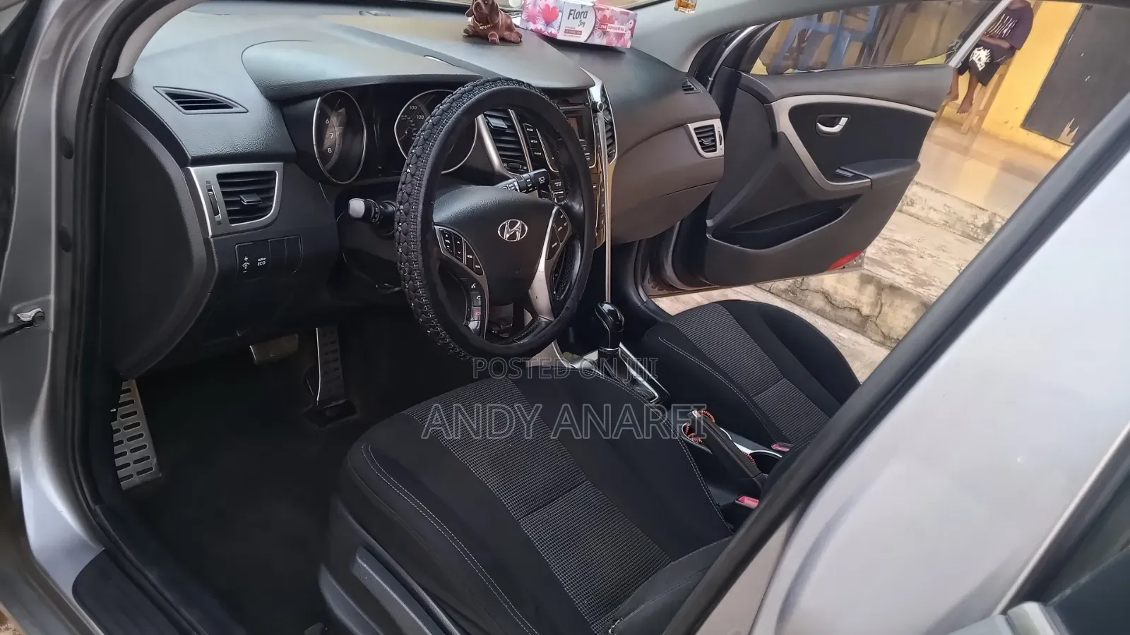 Hyundai Elantra Limited Sedan FWD (1.8L 4cyl 6A) 2016 Gray