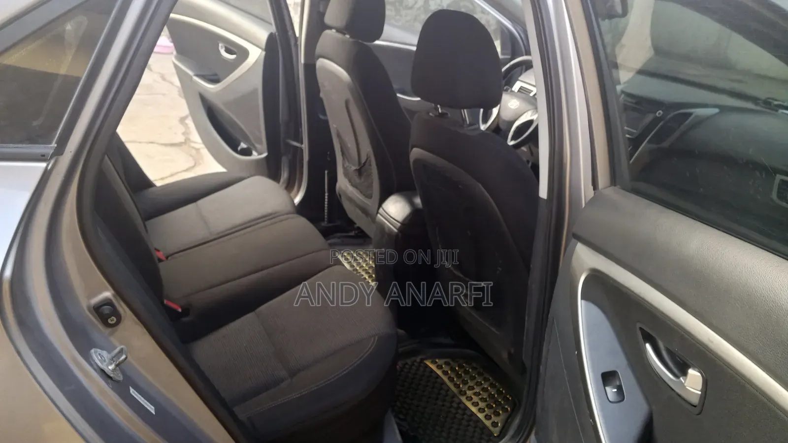 Hyundai Elantra Limited Sedan FWD (1.8L 4cyl 6A) 2016 Gray