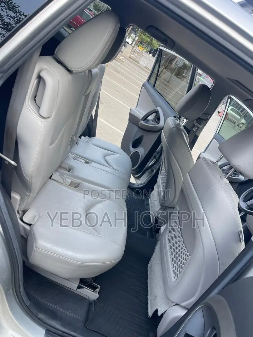 Toyota RAV4 3.5 Limited 4x4 2012 Silver