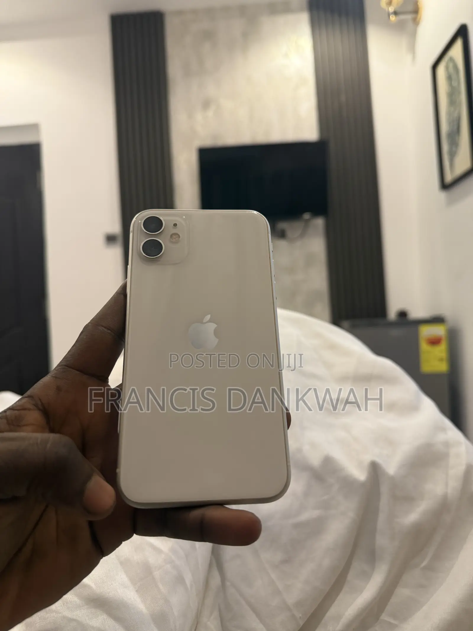 Apple iPhone 11 64 GB White