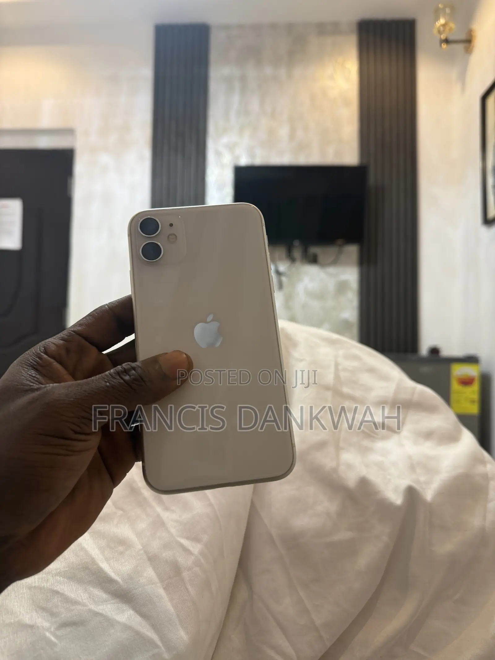 Apple iPhone 11 64 GB White