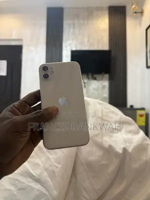 Apple iPhone 11 64 GB White