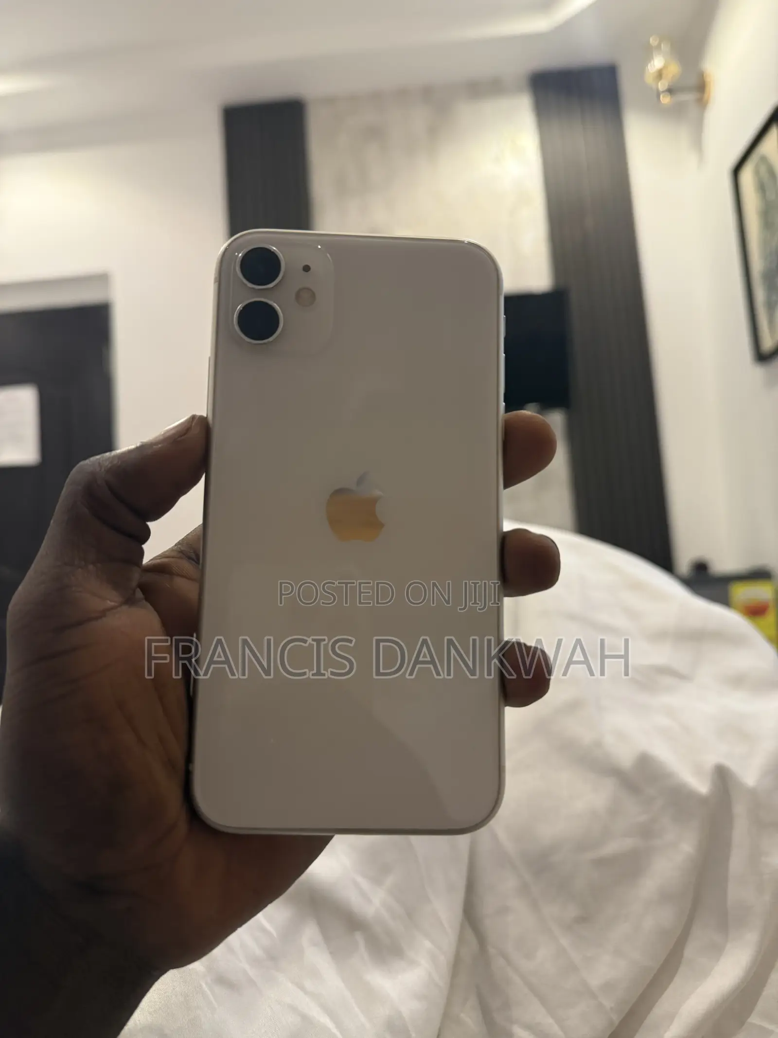 Apple iPhone 11 64 GB White