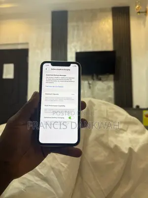 Apple iPhone 11 64 GB White