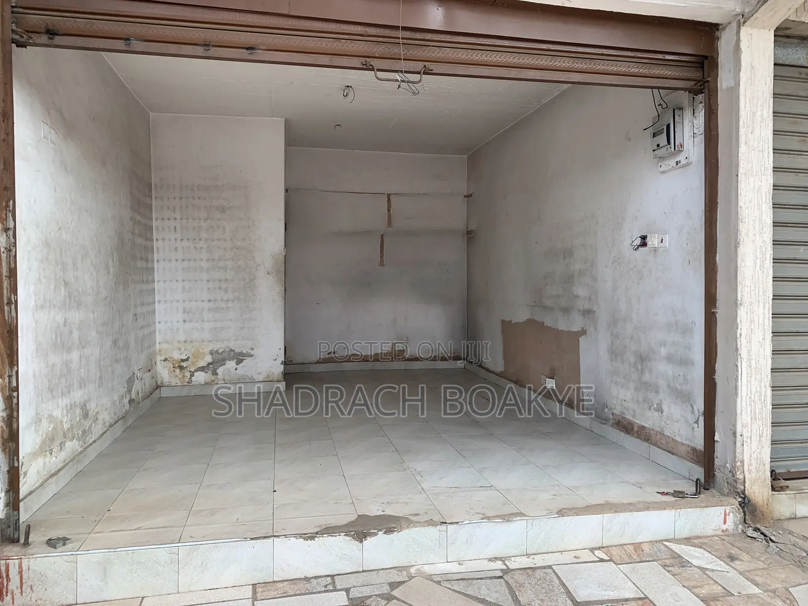 Shop for Rent