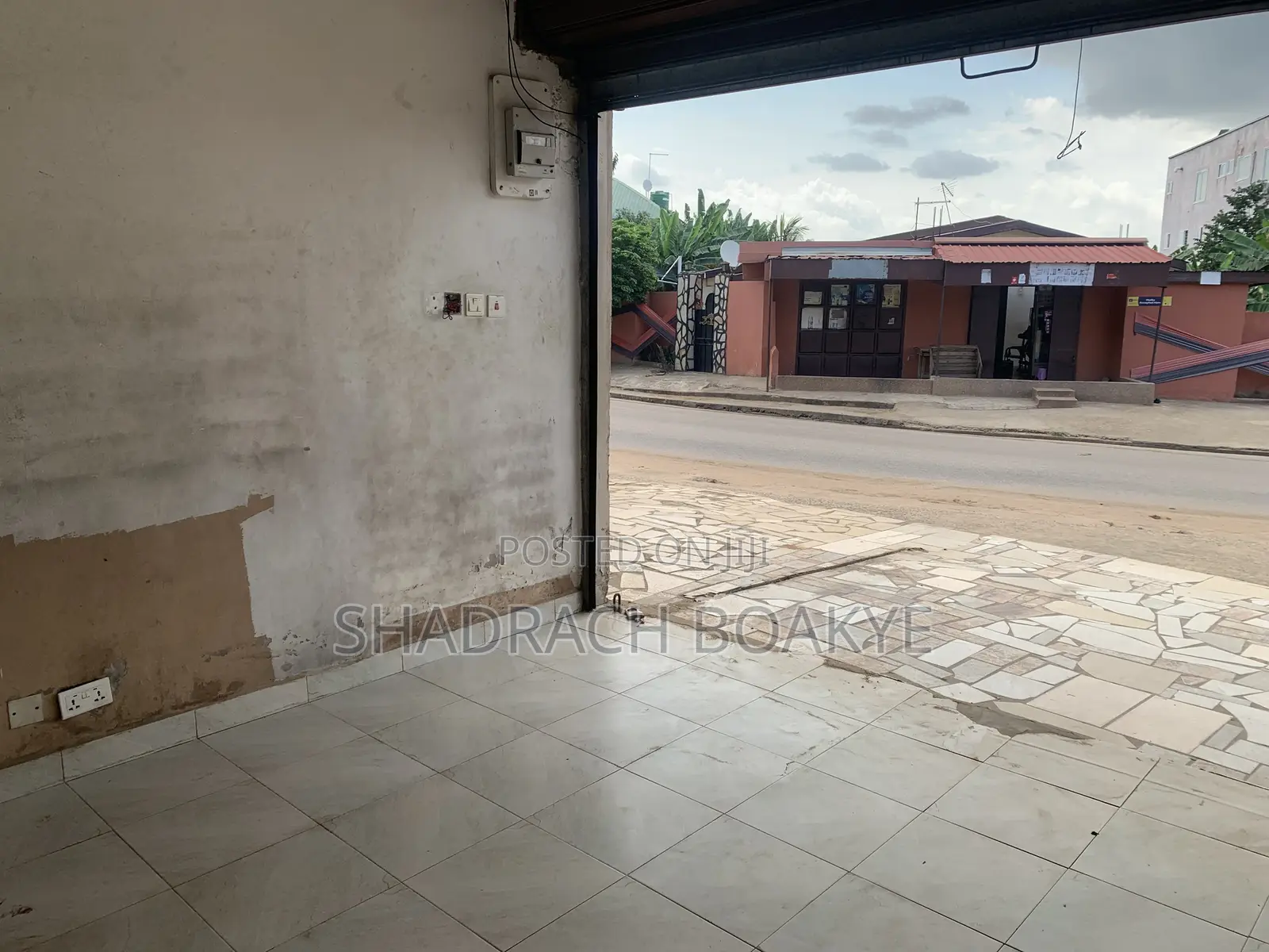 Shop for Rent