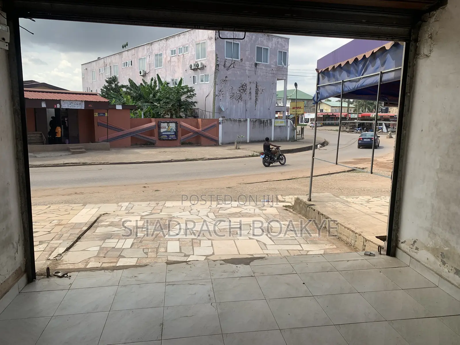 Shop for Rent
