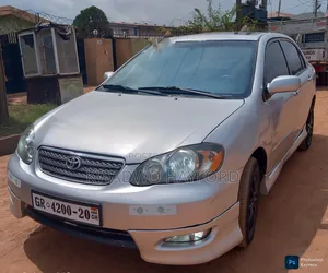 Toyota Corolla 2027 Silver