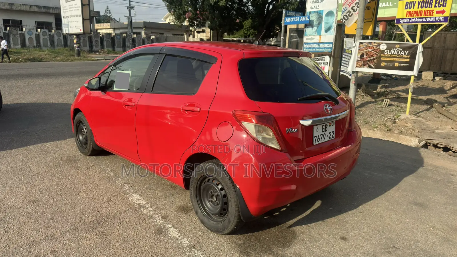 Toyota Vitz 1.5 FWD 5dr 2013 Red