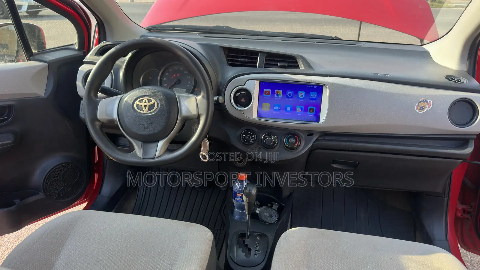 Toyota Vitz 1.5 FWD 5dr 2013 Red