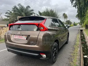 Mitsubishi Eclipse Cross 1.5 AWD 2021 Brown