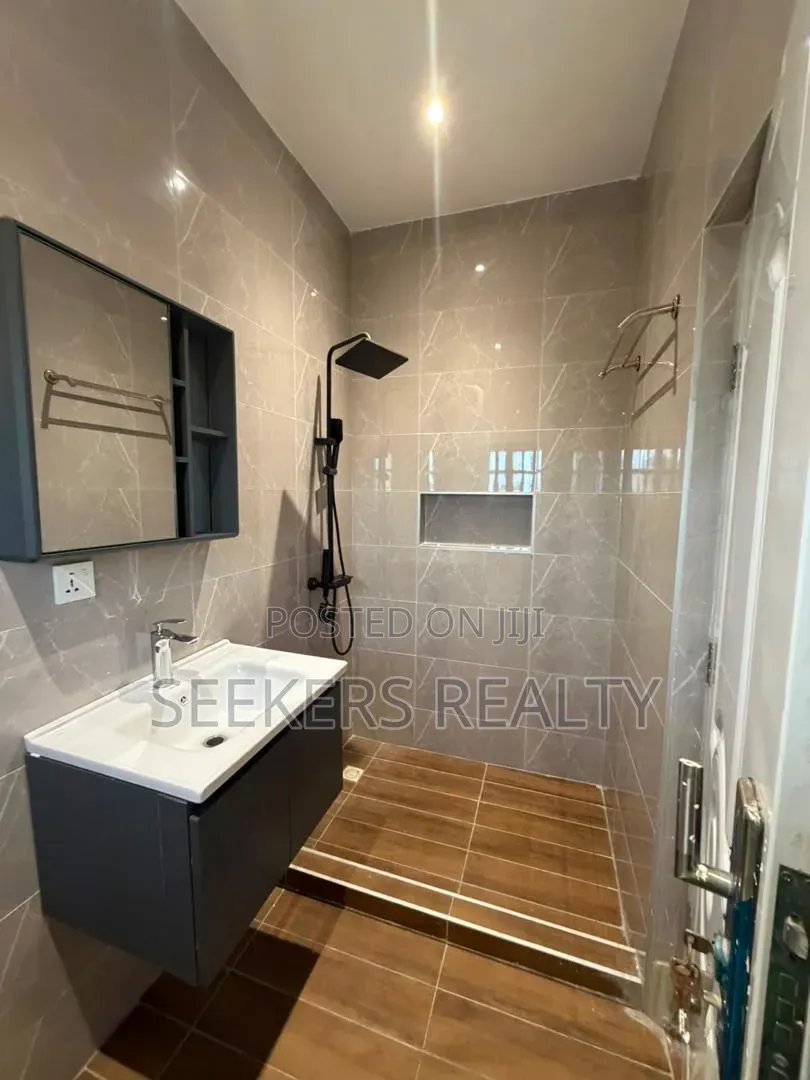 3bdrm Apartment in Seekers Realty, Danquah Circle for rent