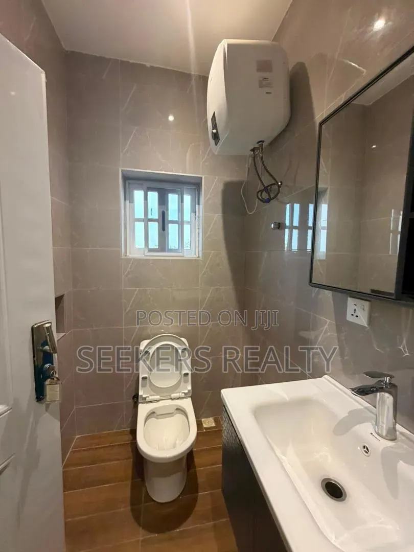 3bdrm Apartment in Seekers Realty, Danquah Circle for rent