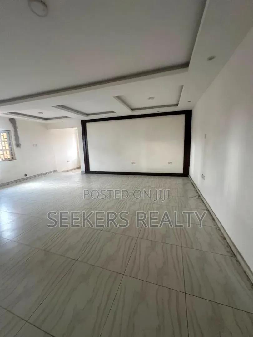 3bdrm Apartment in Seekers Realty, Danquah Circle for rent