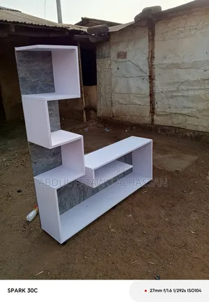 Splendid TV Stand